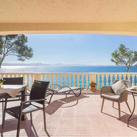 Villa Far Alcanada