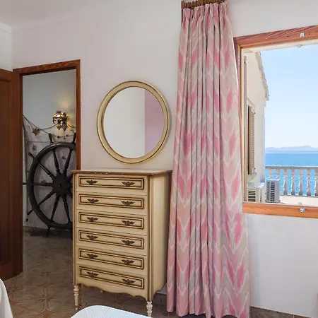 Far Villa *